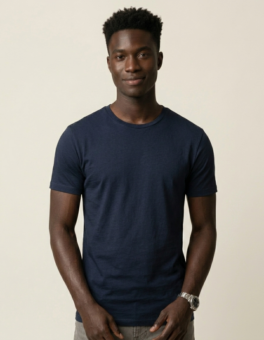 Mateo | Camiseta básica de algodón para hombre - Azul marino