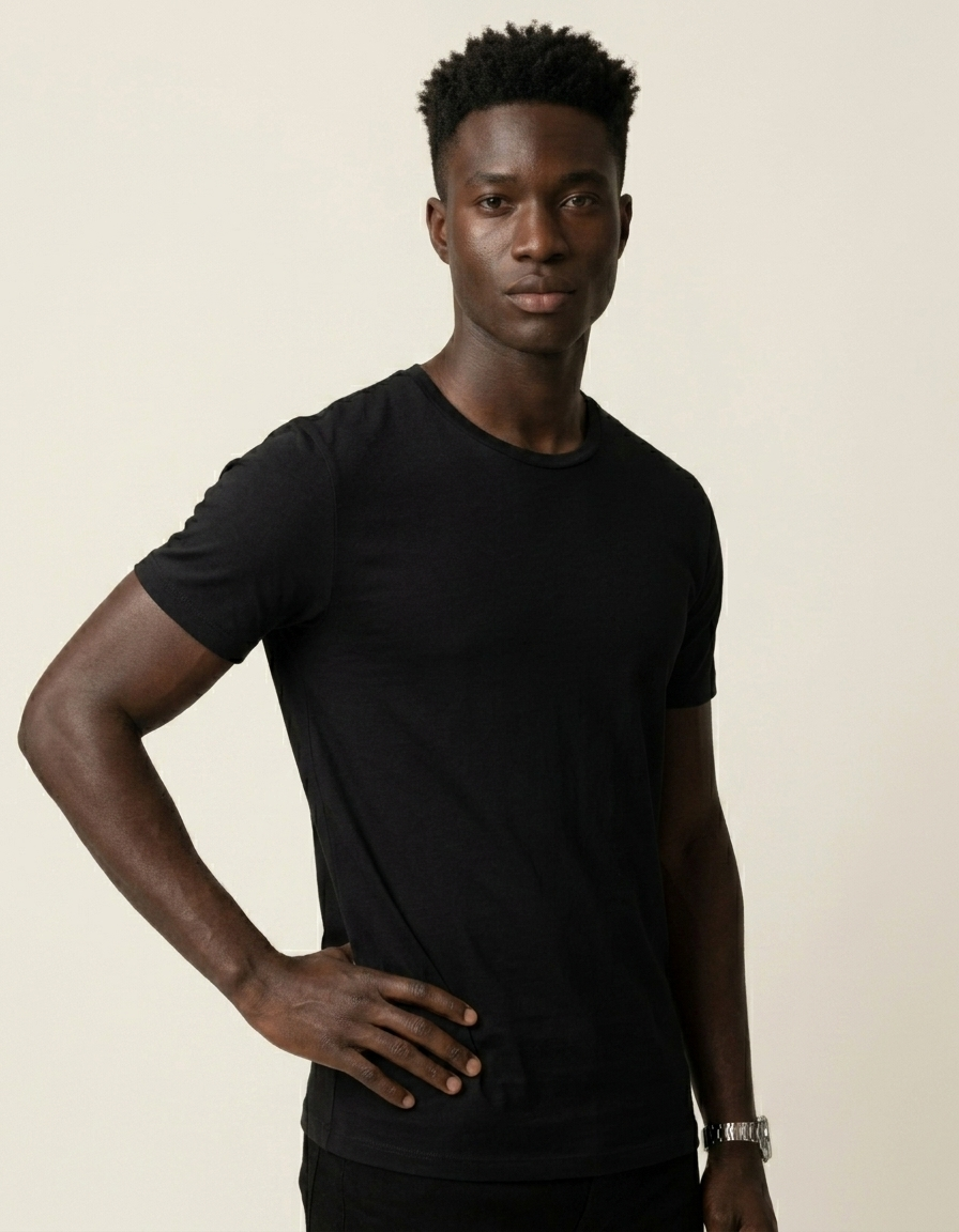 Mateo | Camiseta básica de algodón para hombre - Negro