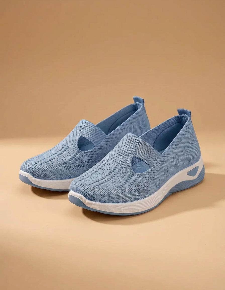 Teresa | Zapatillas de malla sin cordones con tira - Azul cielo