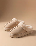 Nuria | Zapatillas de casa de antelina con pelo - Beige