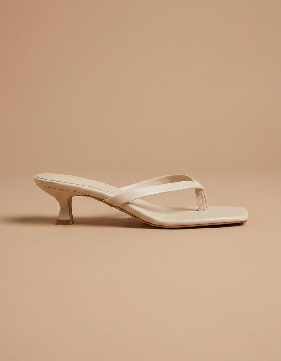 Paloma | Sandalias de dedo con tacón bajo - Beige