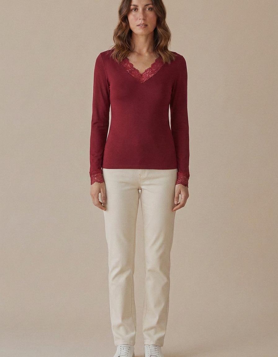 Carlota | Camiseta de cuello pico con encaje - Burdeos