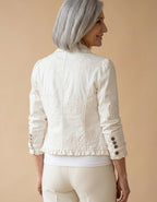 Almudena | Chaqueta con volantes bordada marfil - Marfil