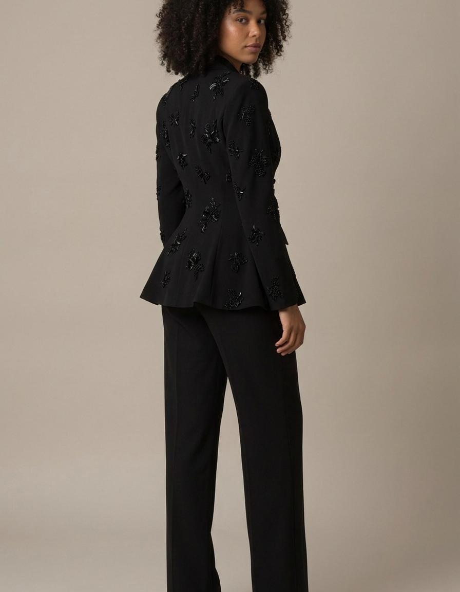 Úrsula | Traje negro bordado con cuentas - Negro