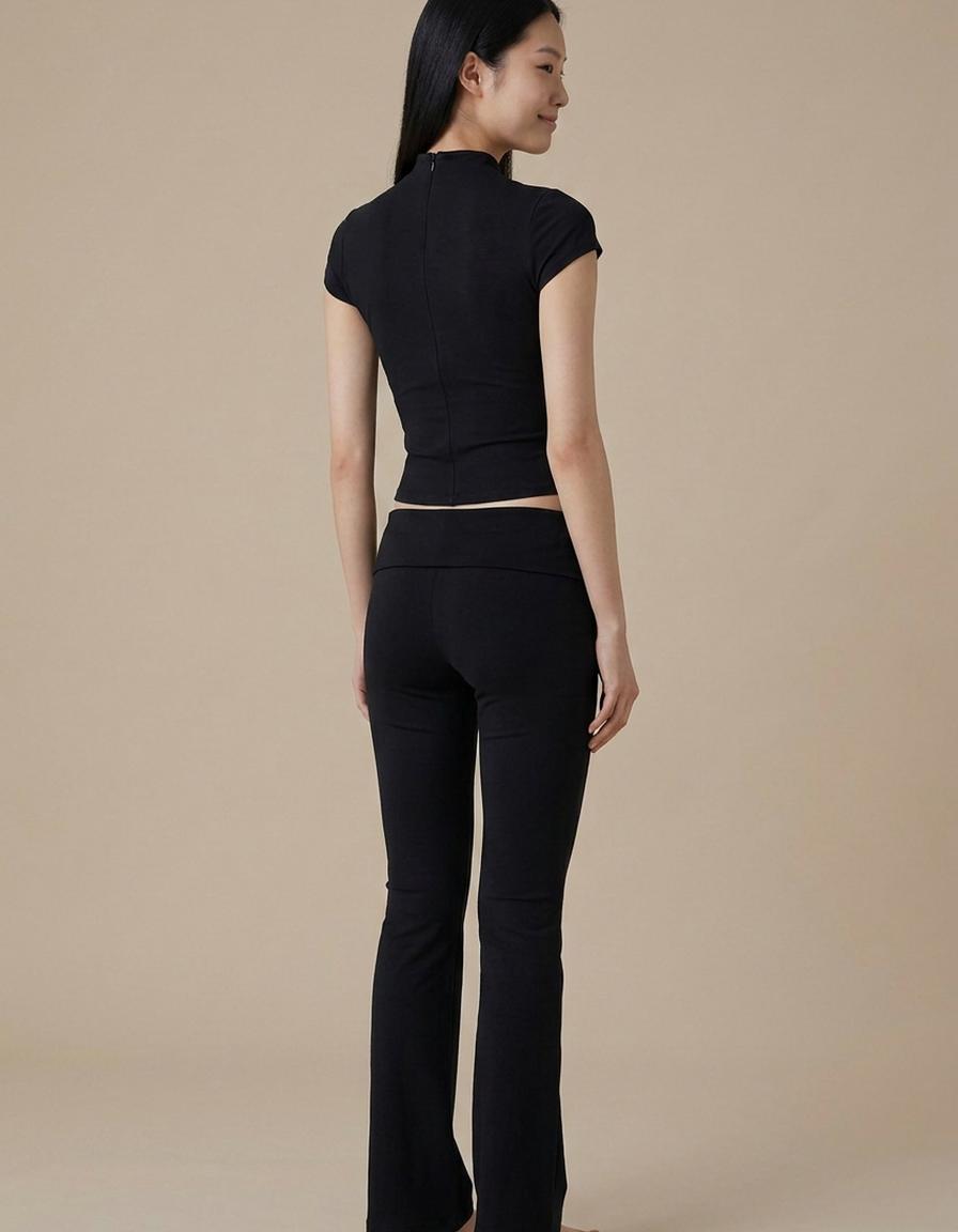 Alba | Conjunto top cremallera y pantalón campana - Negro