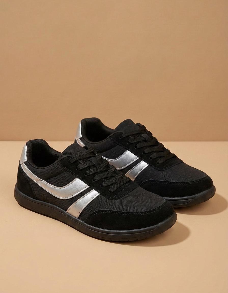 Laura | Zapatillas de lona con banda lateral - Negro y plata